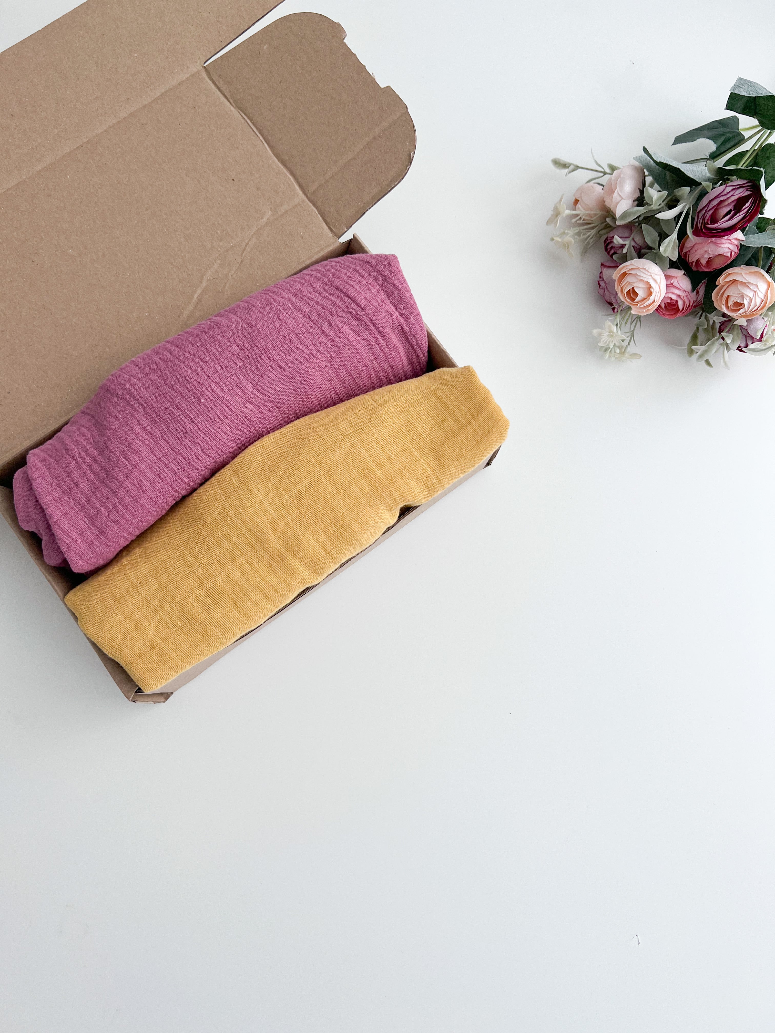 Crib Sheets - Red | Yellow