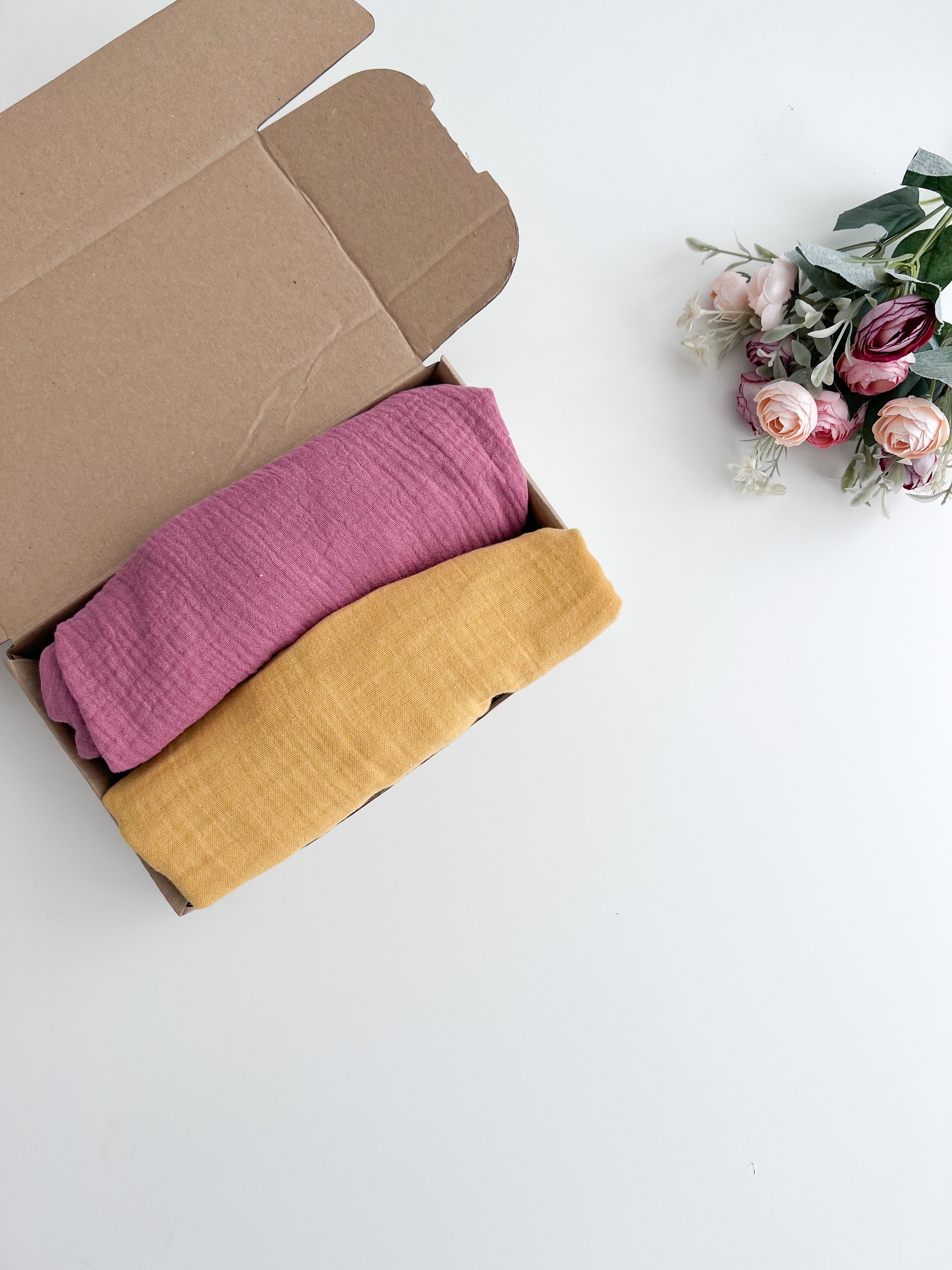 Crib Sheets - Red | Yellow