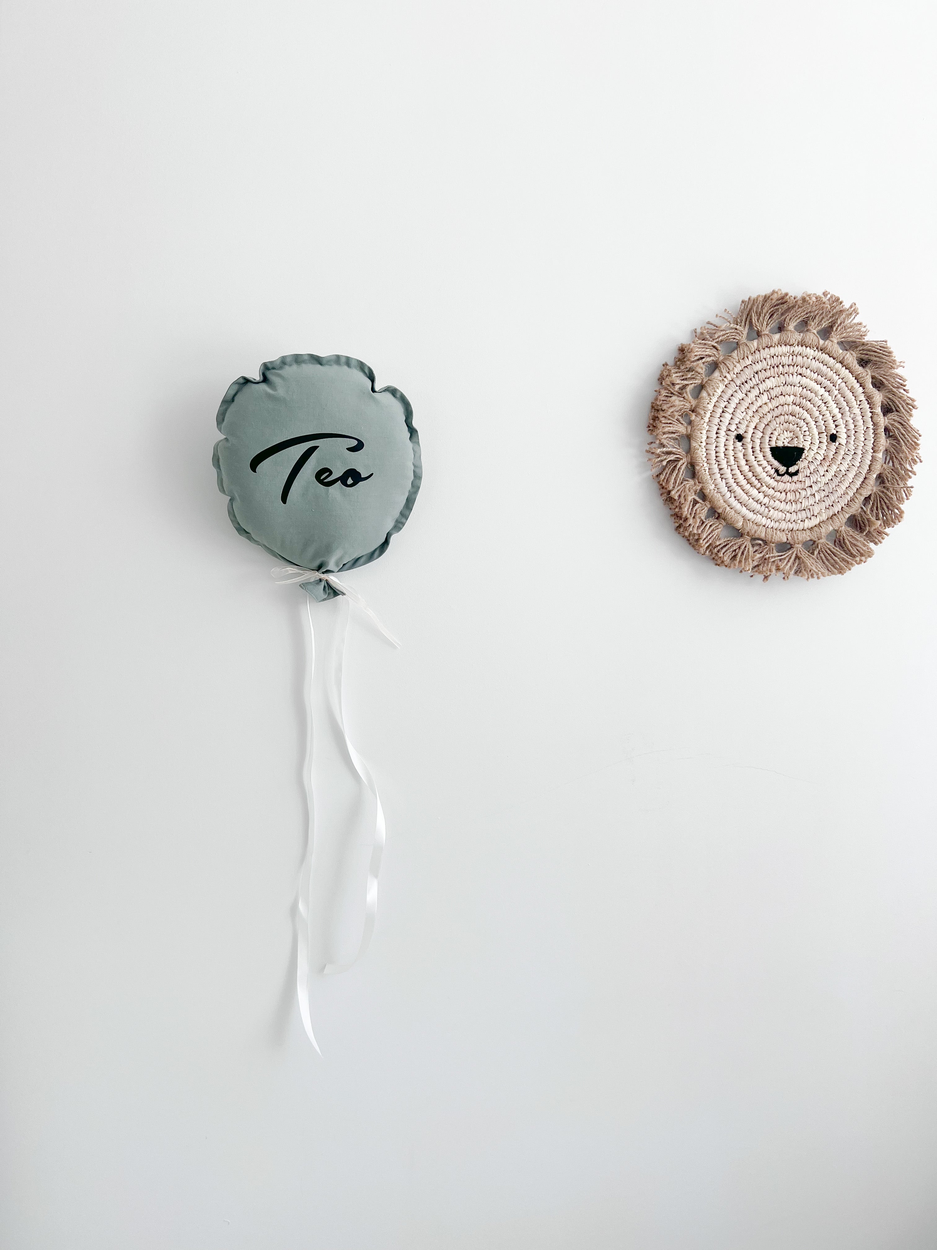 Balloon cushion wall decoration