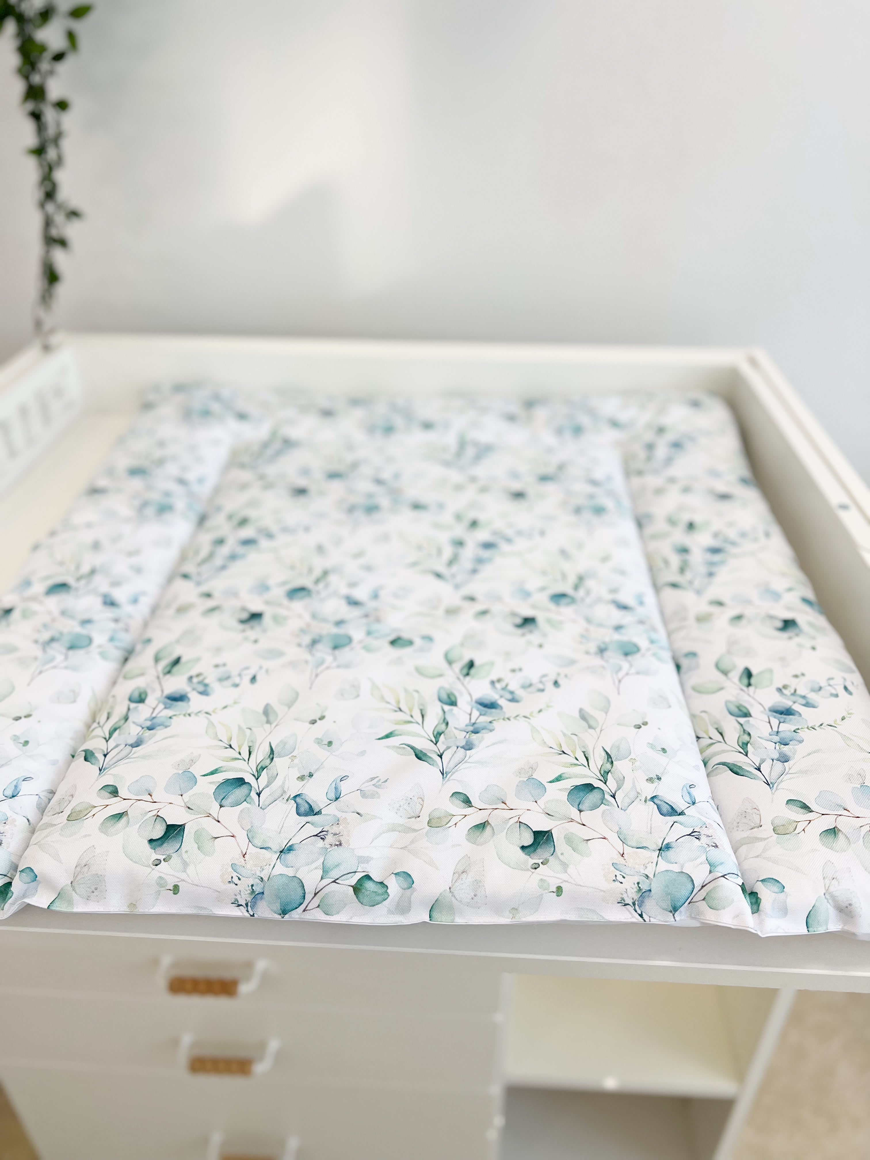 Waterproof changing pad - EUCALYPTUS