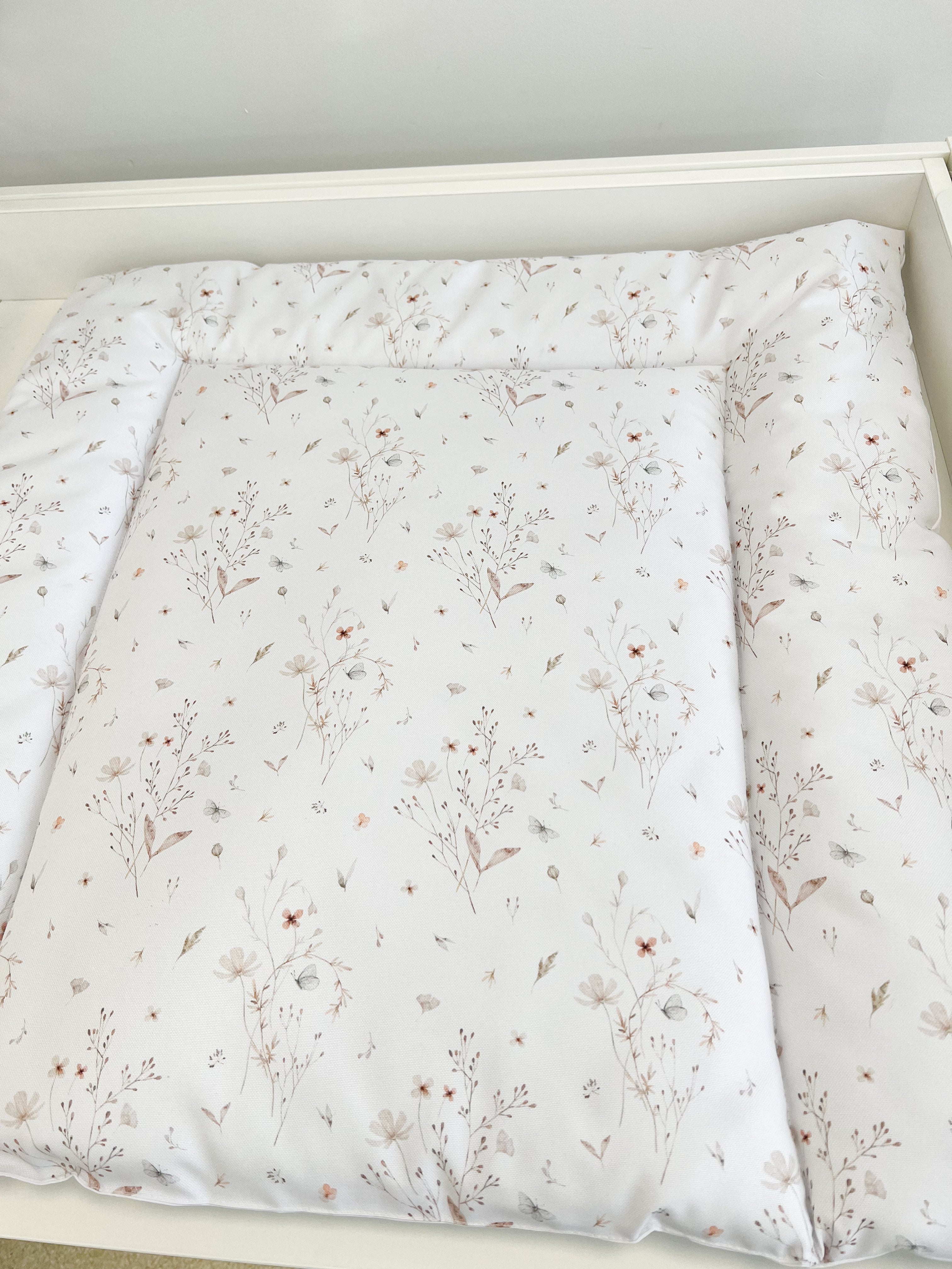 Waterproof changing pad - MEADOW 70 x 72 cm