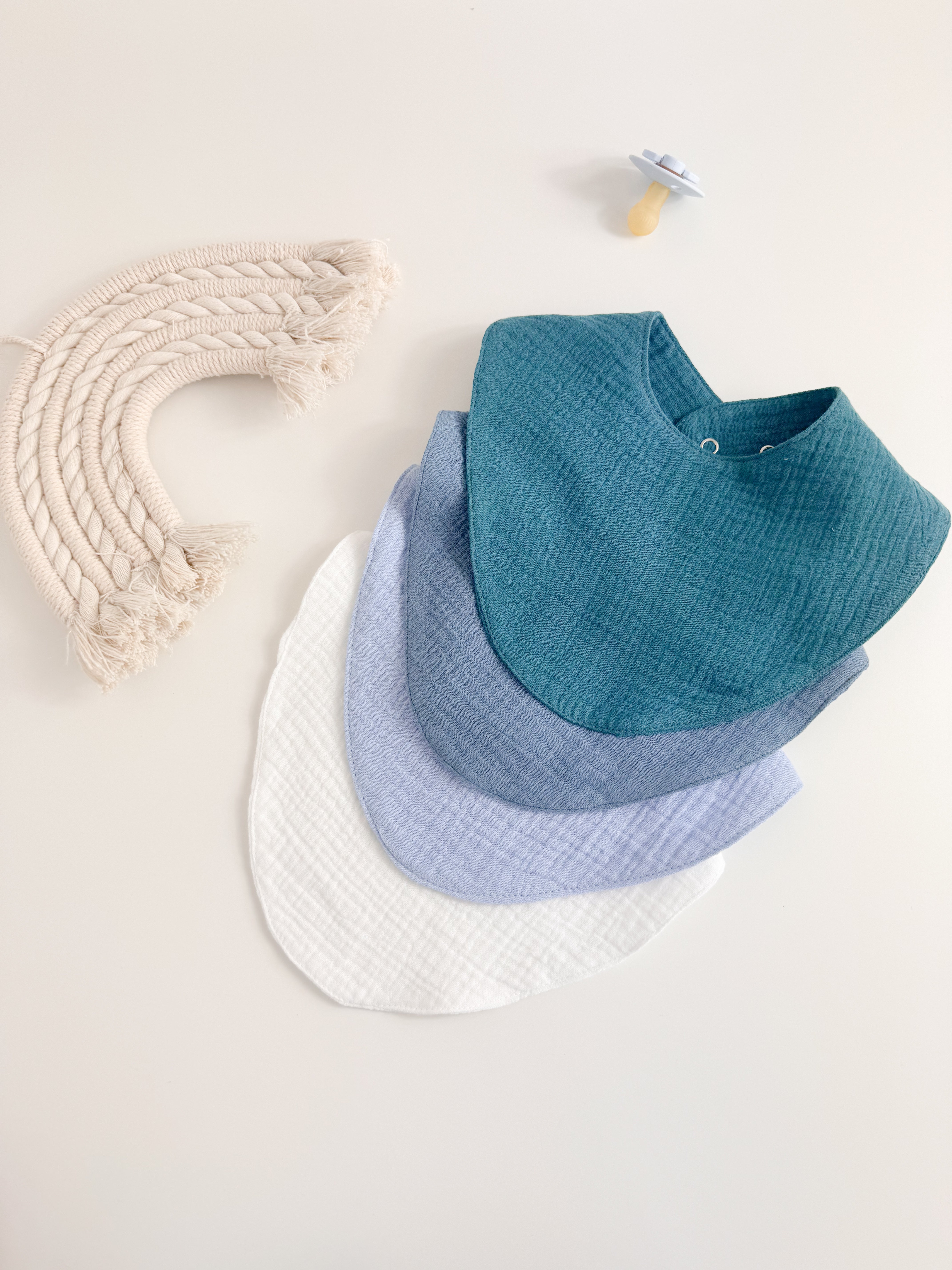 Muslin bibs for baby
