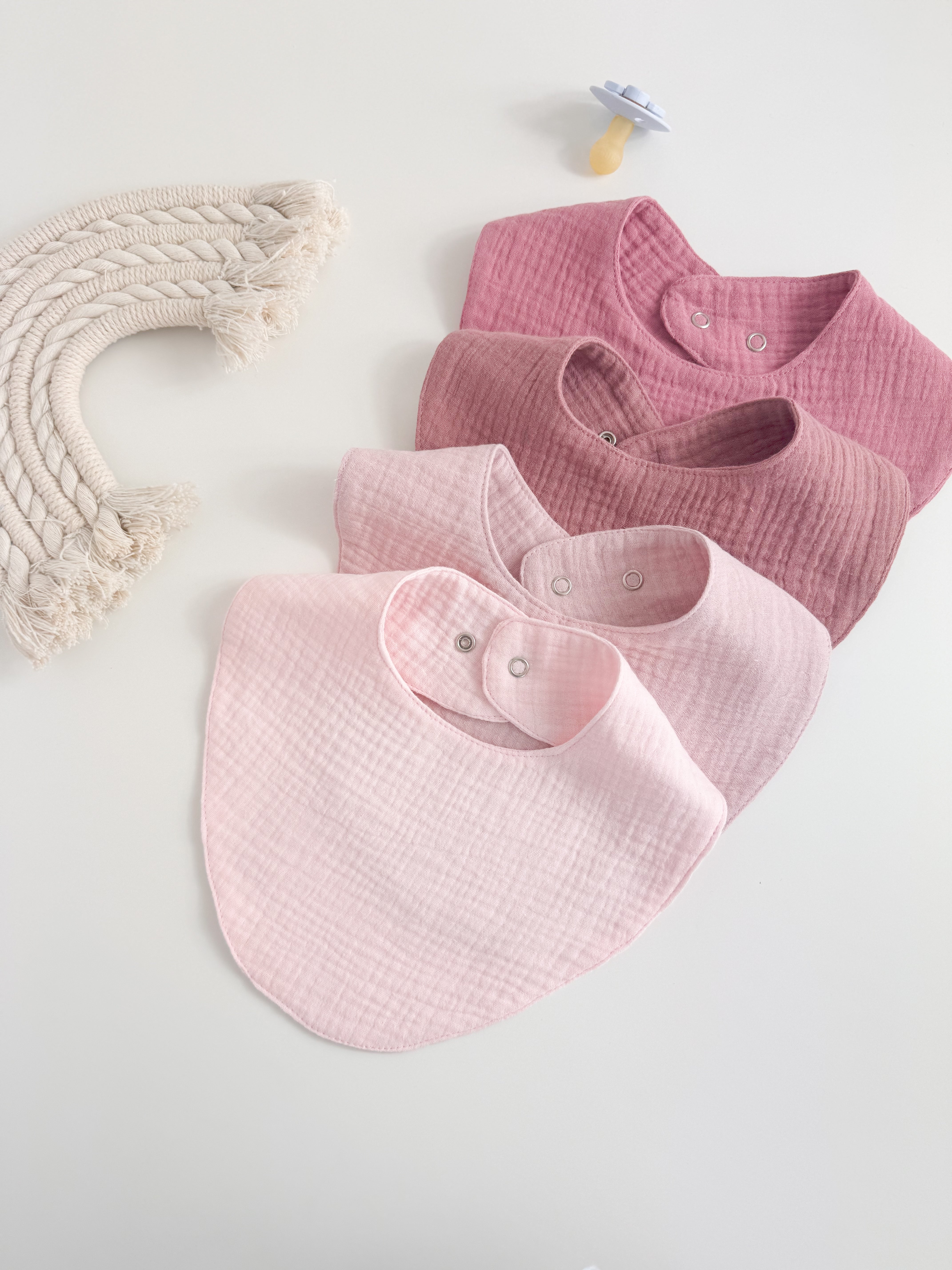 Muslin bibs for baby