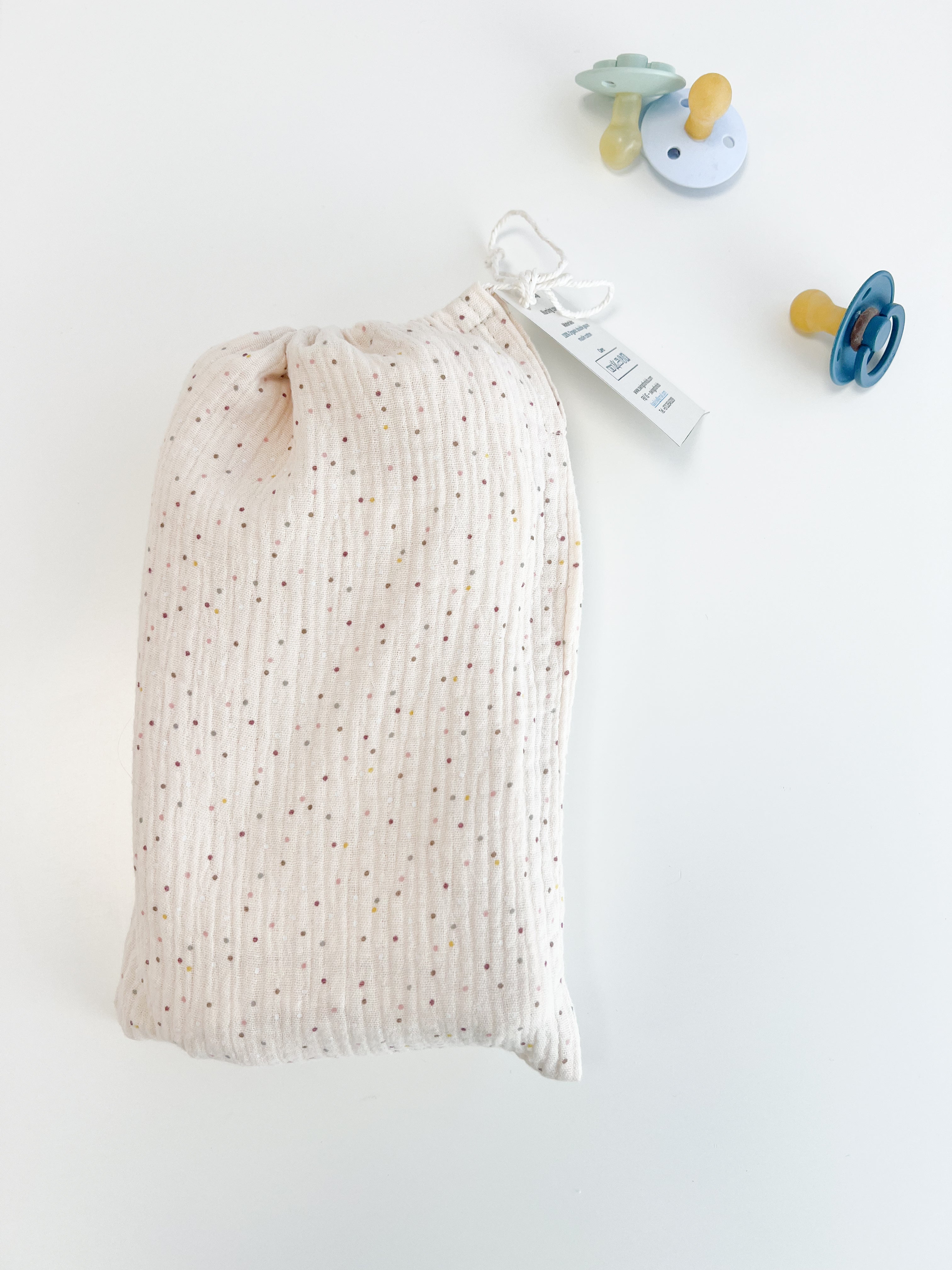 Breastfeeding cover - Beige with dots