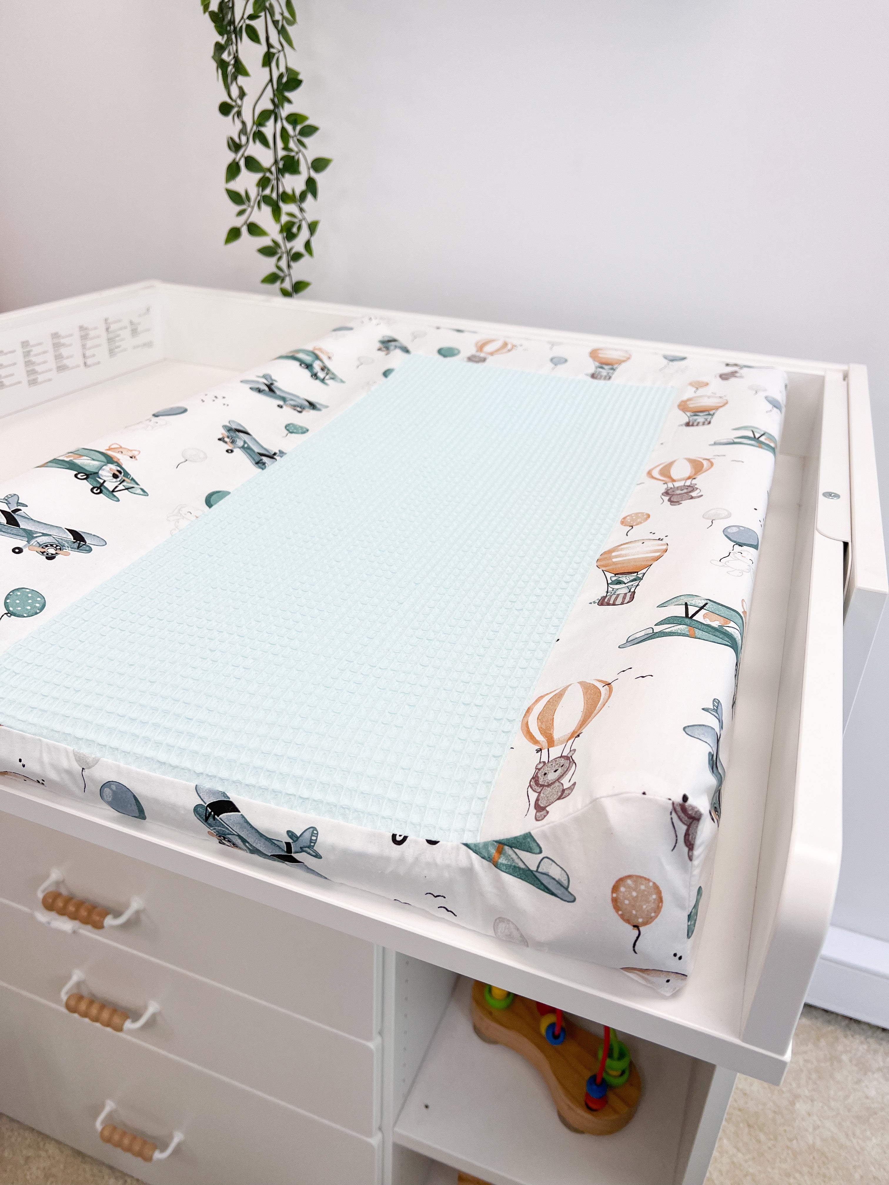 Changing pad cover - Plane