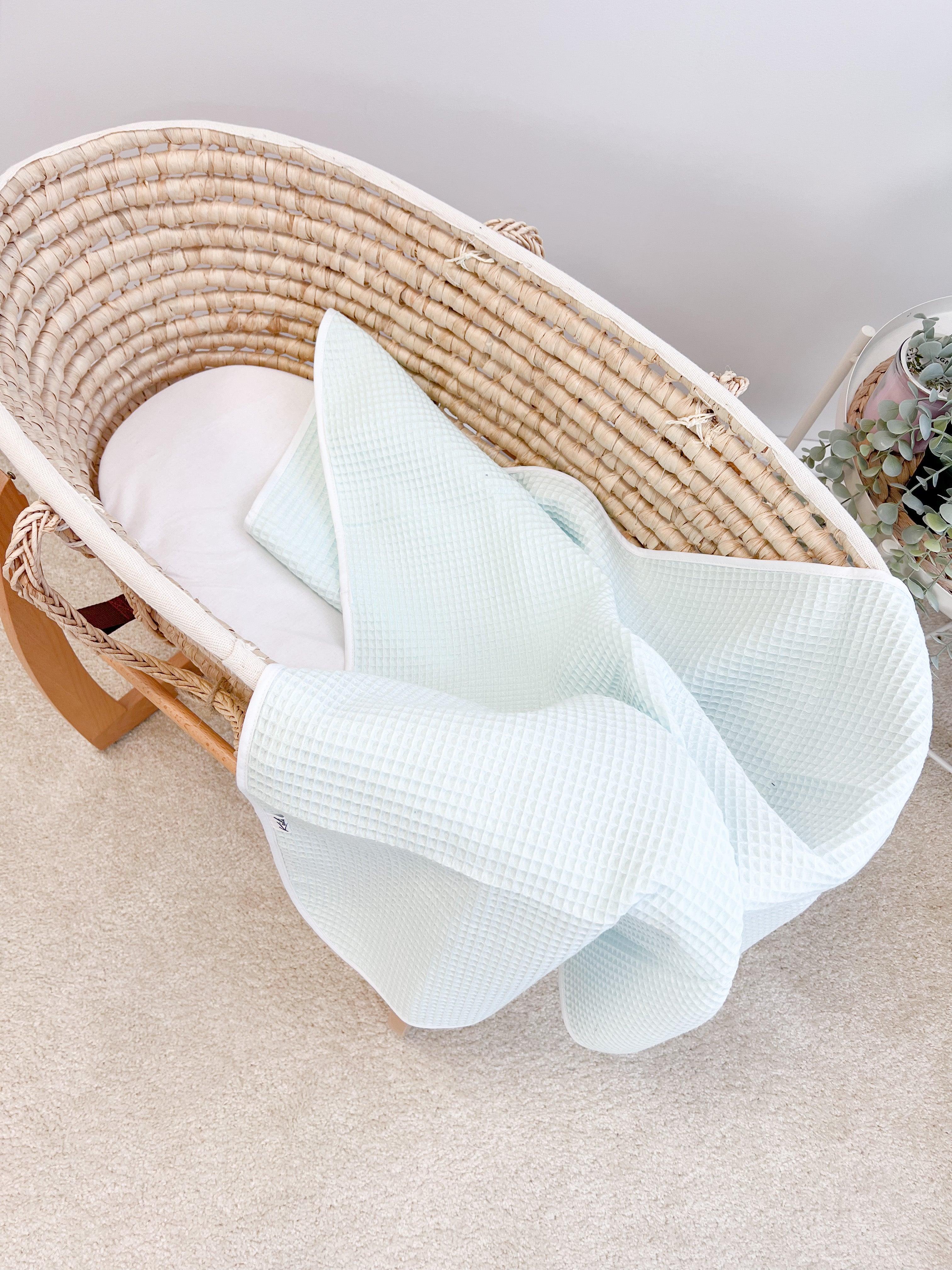 Cotton blanket "Eucalyptus Mint"
