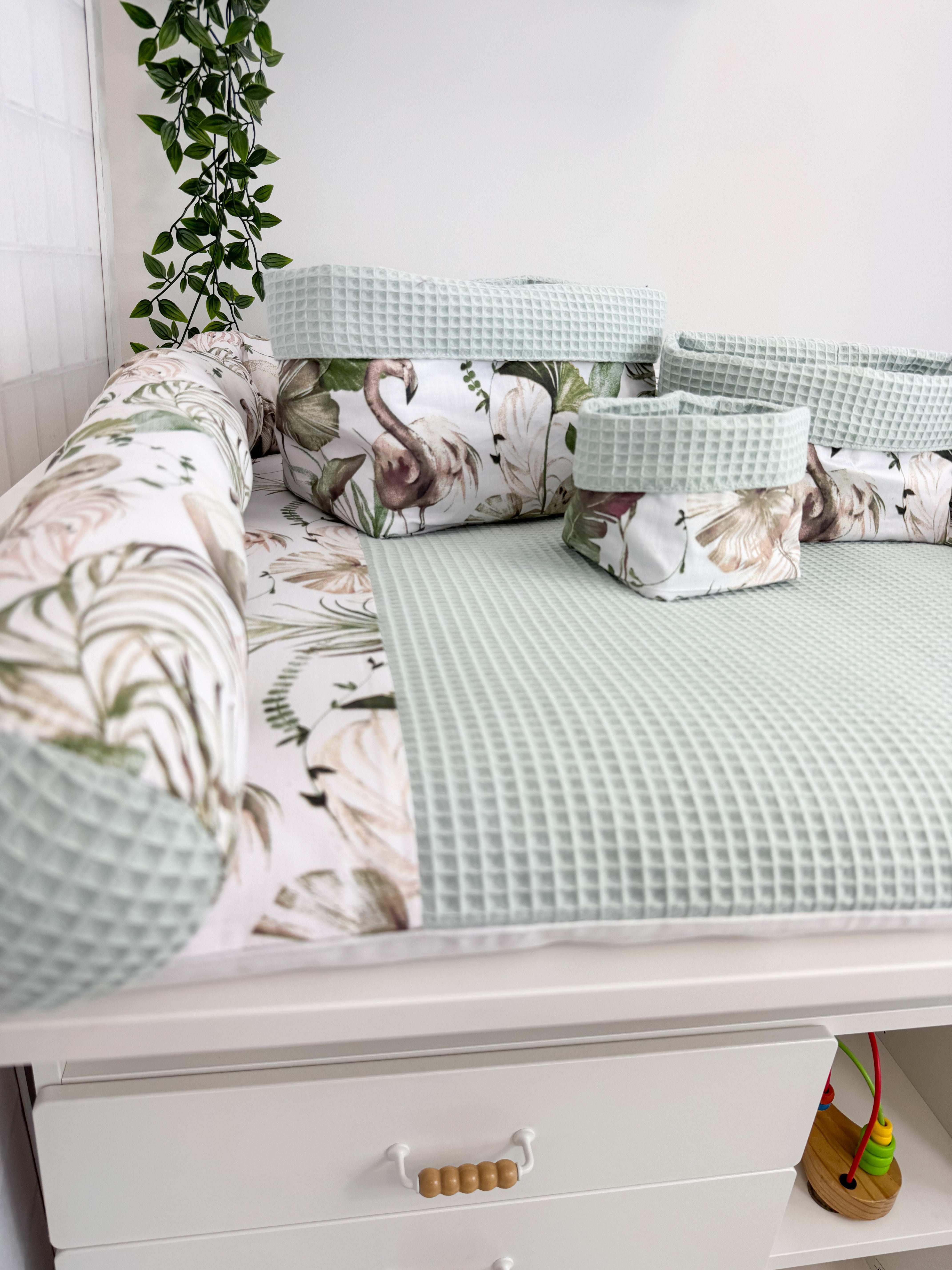 Cotton changing pad - Leaves