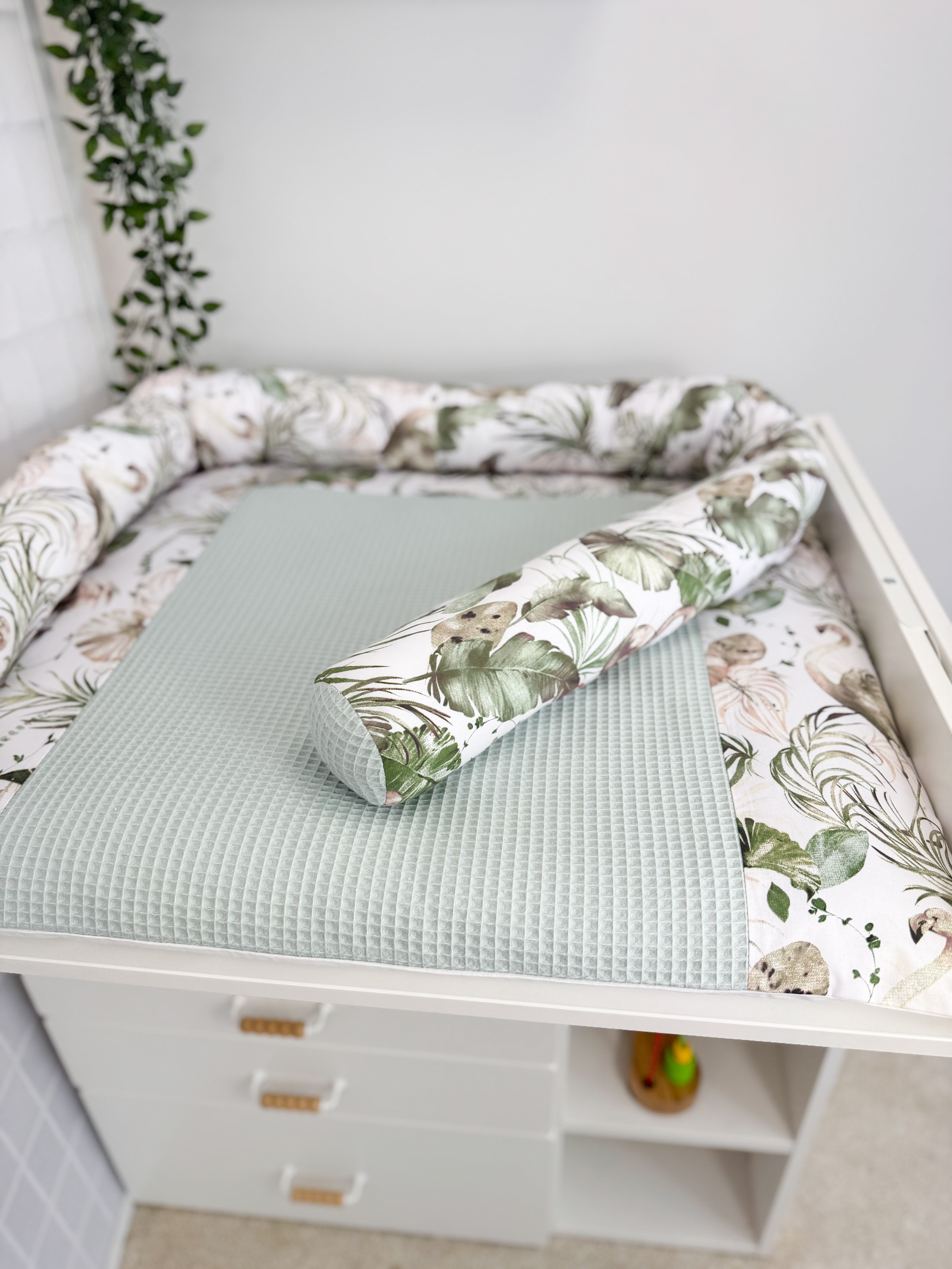 Cotton changing pad - Leaves