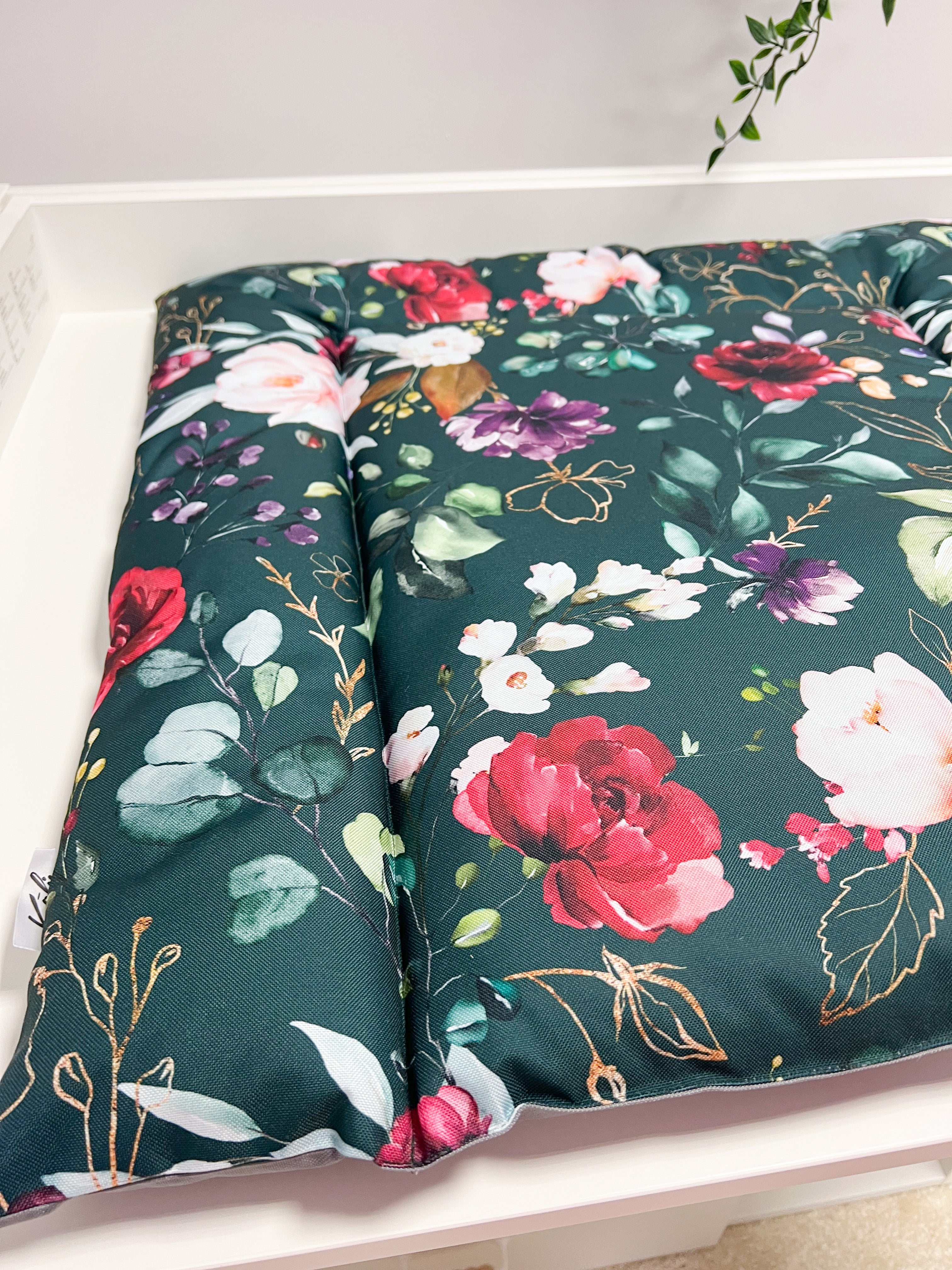 Water-resistant changing pad - Rich flowers