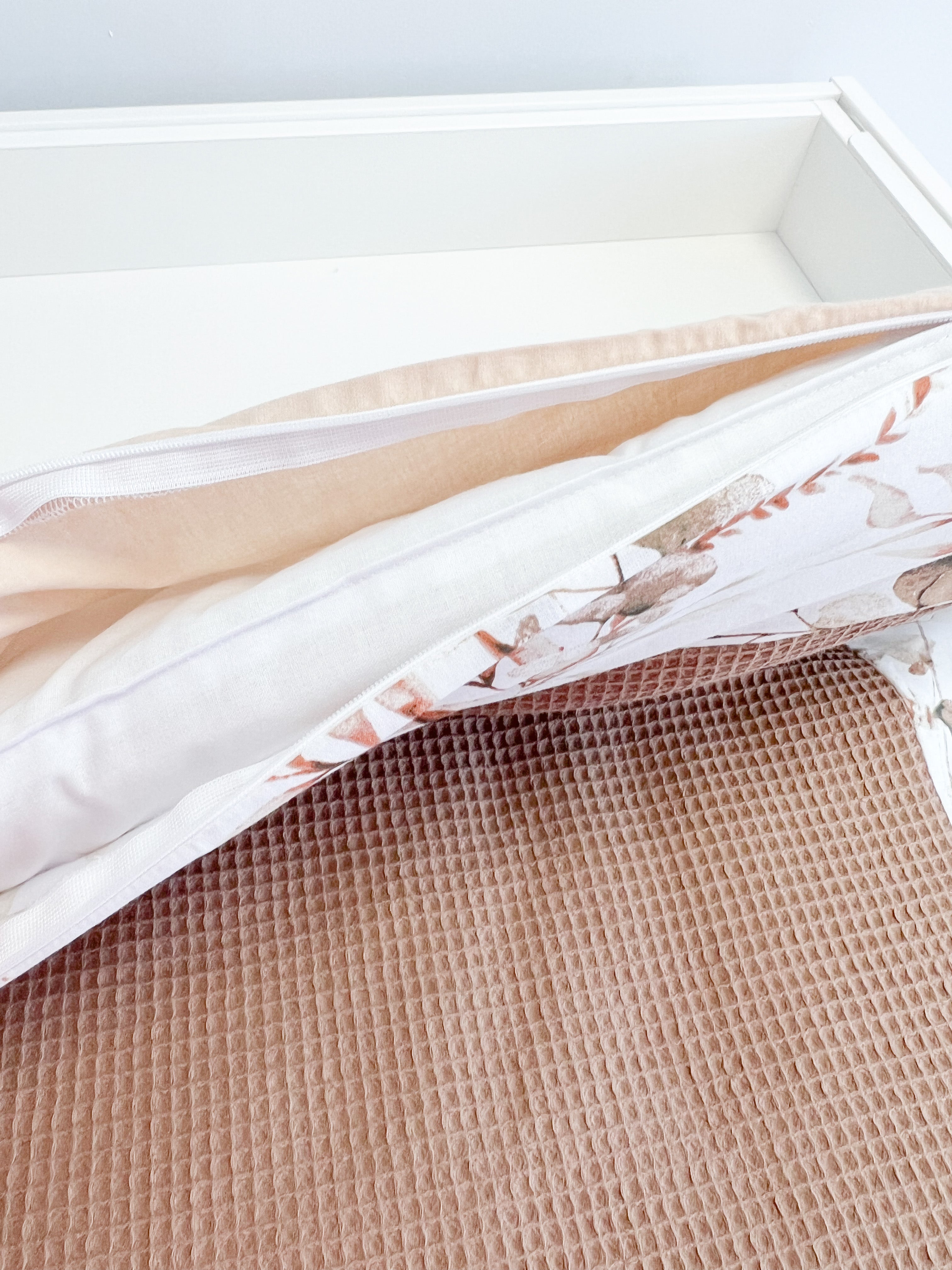 Cotton changing pad - Brown eucalyptus