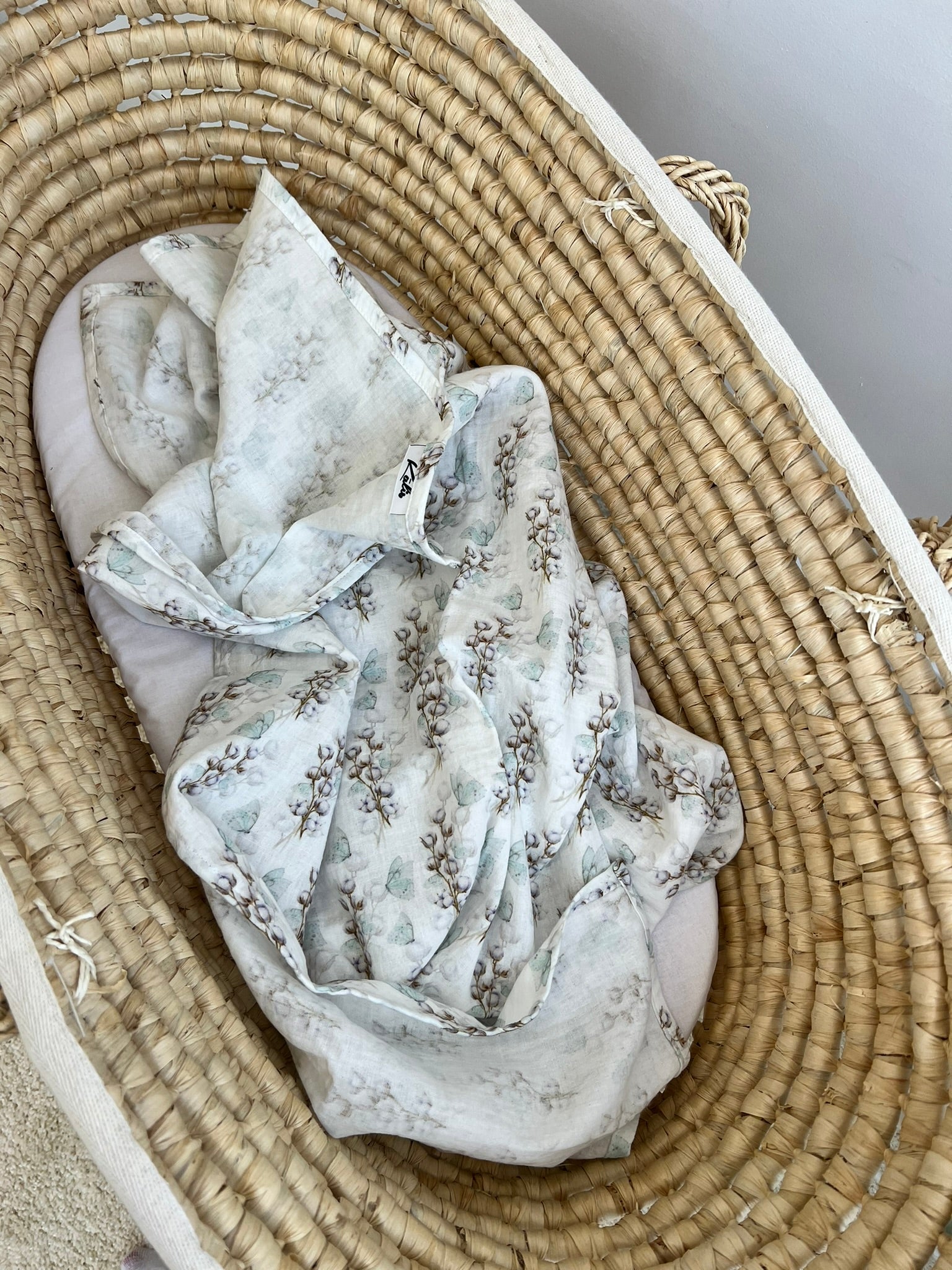 Cotton blanket "Eucalypt flowers"