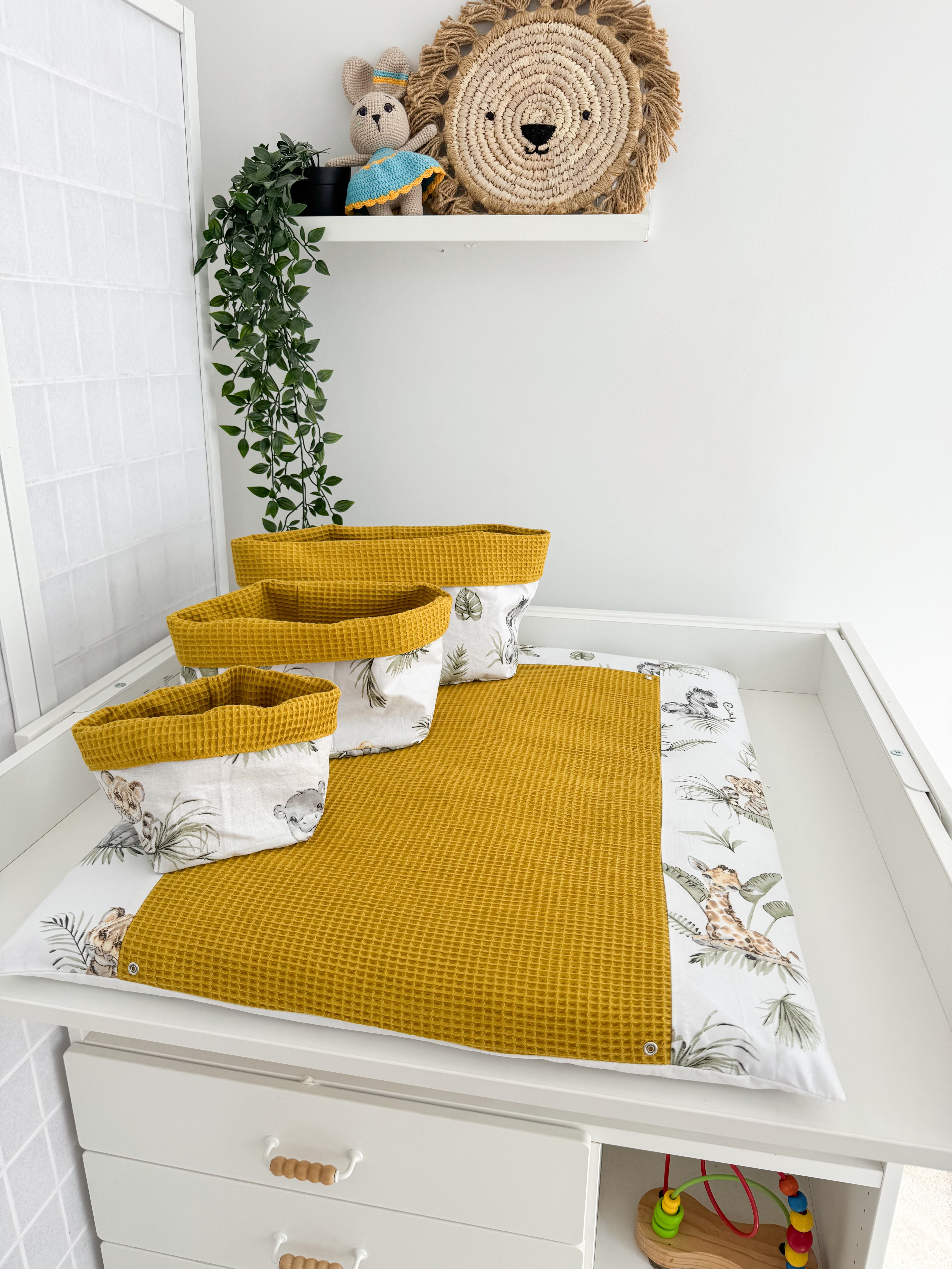 Cotton changing pad - Safari with mustard yellow