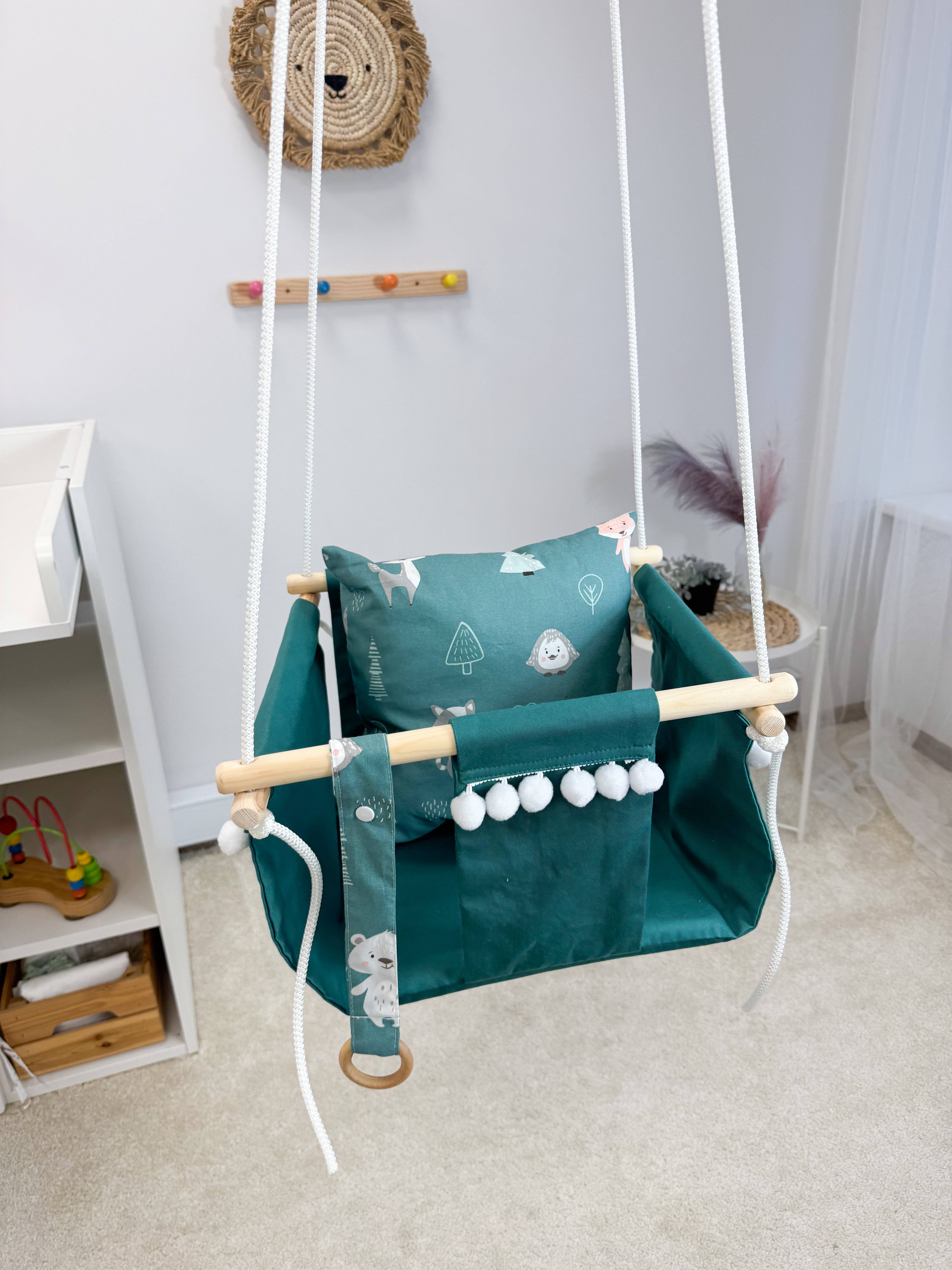 Klasiskās šūpoles "Zvēriņi"