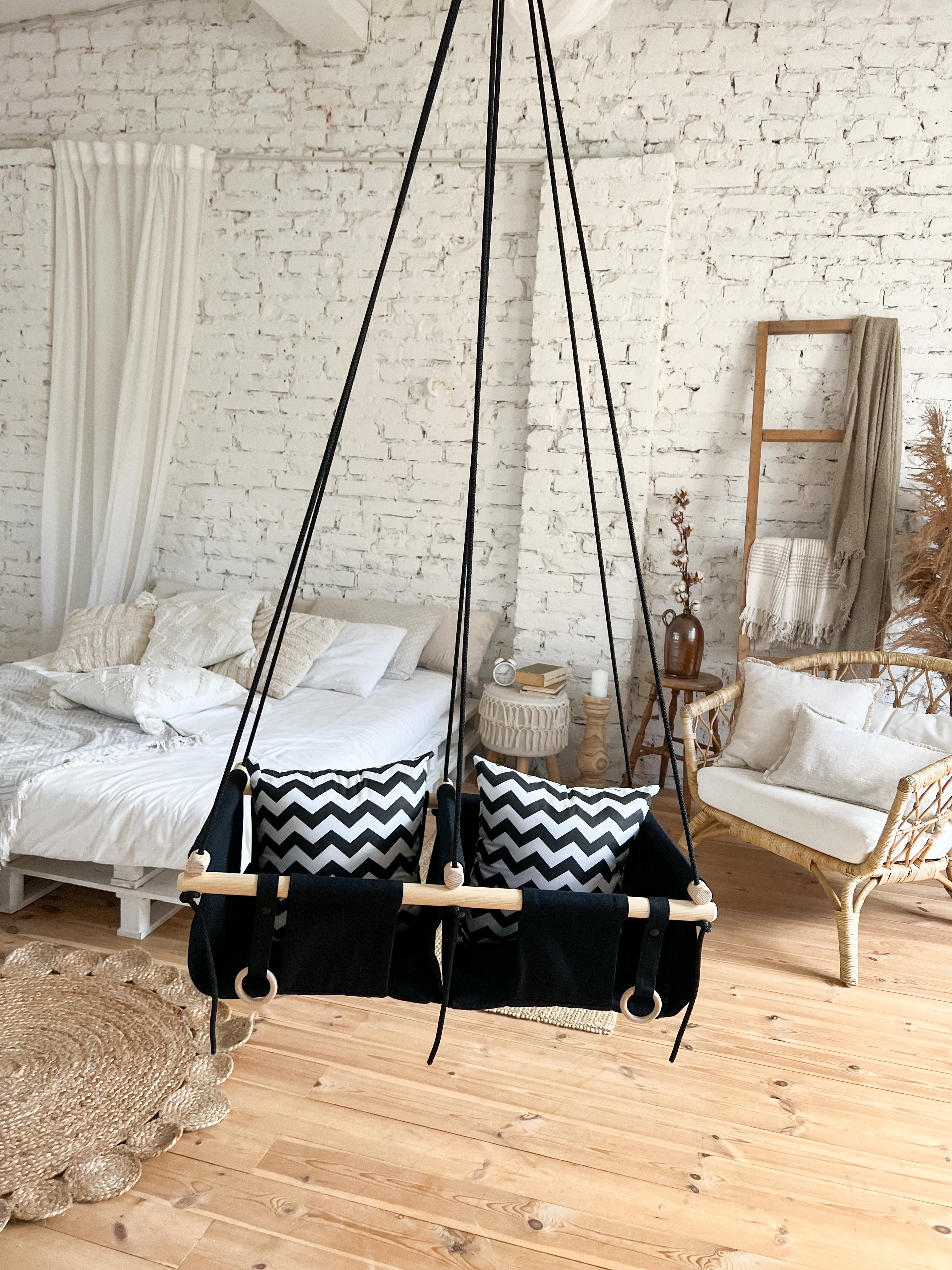 Twin Swing "Ilusion"