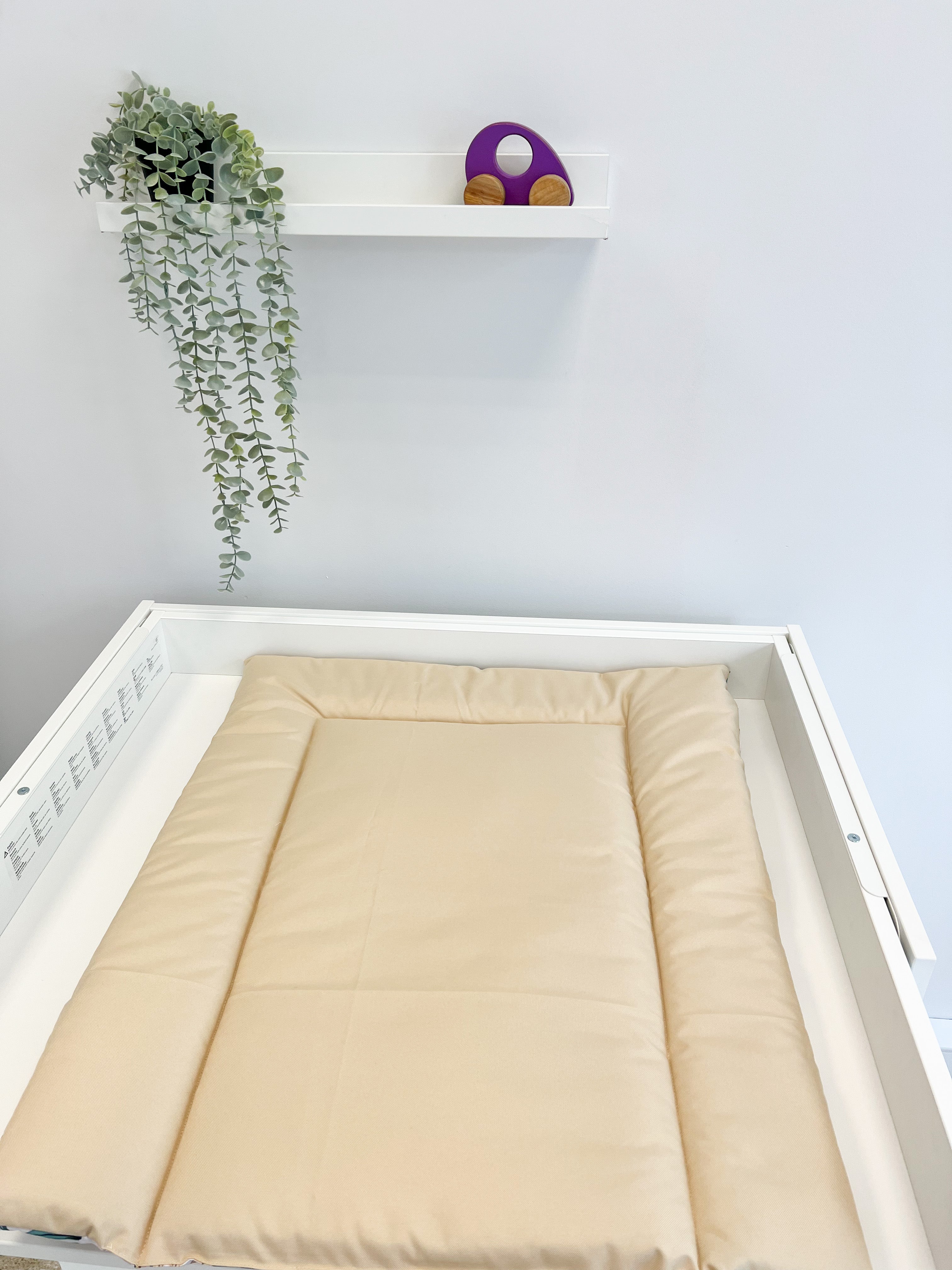 Water-resistant changing pad - Solid color