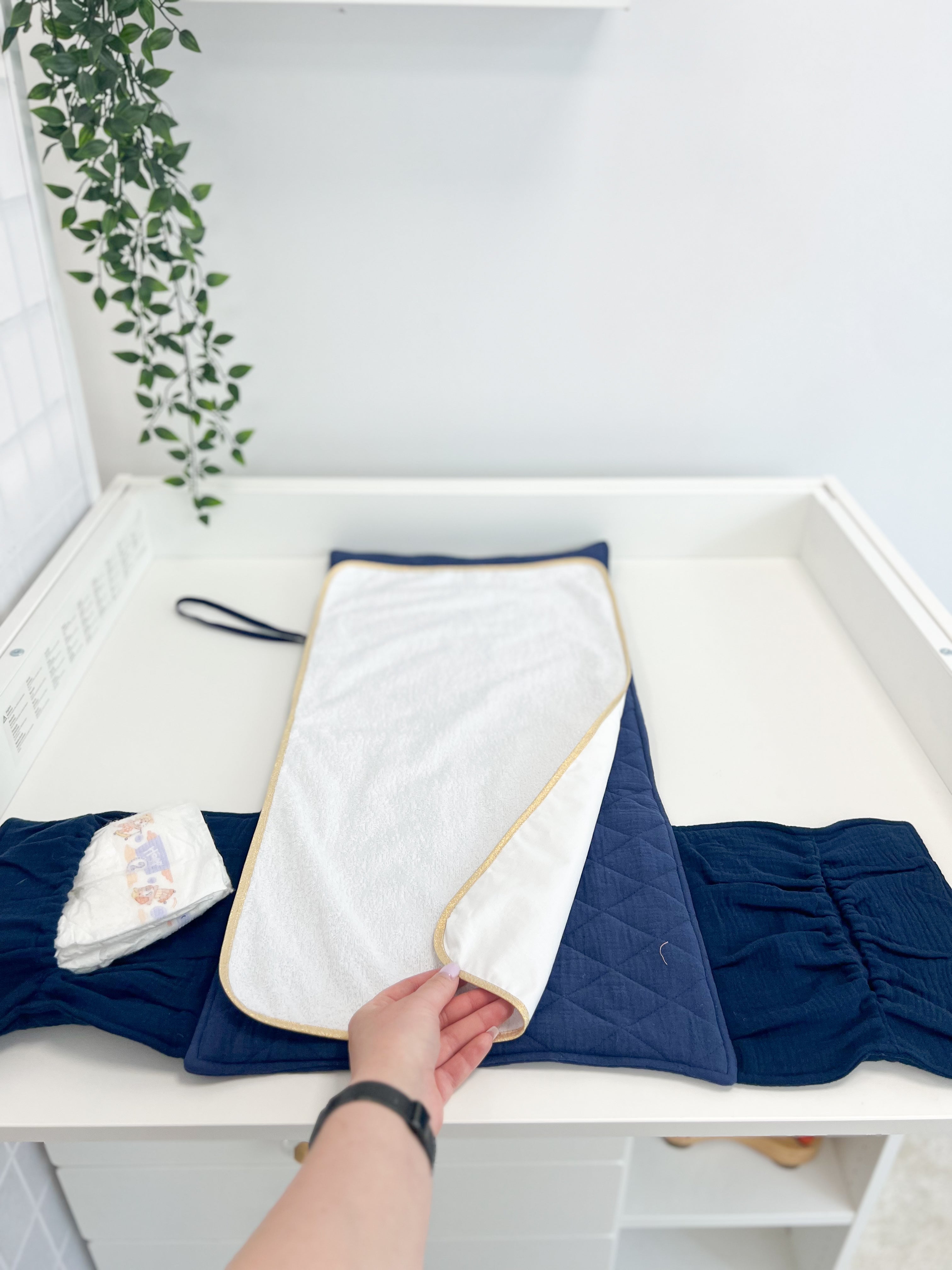 Travel changing pad - Navy blue