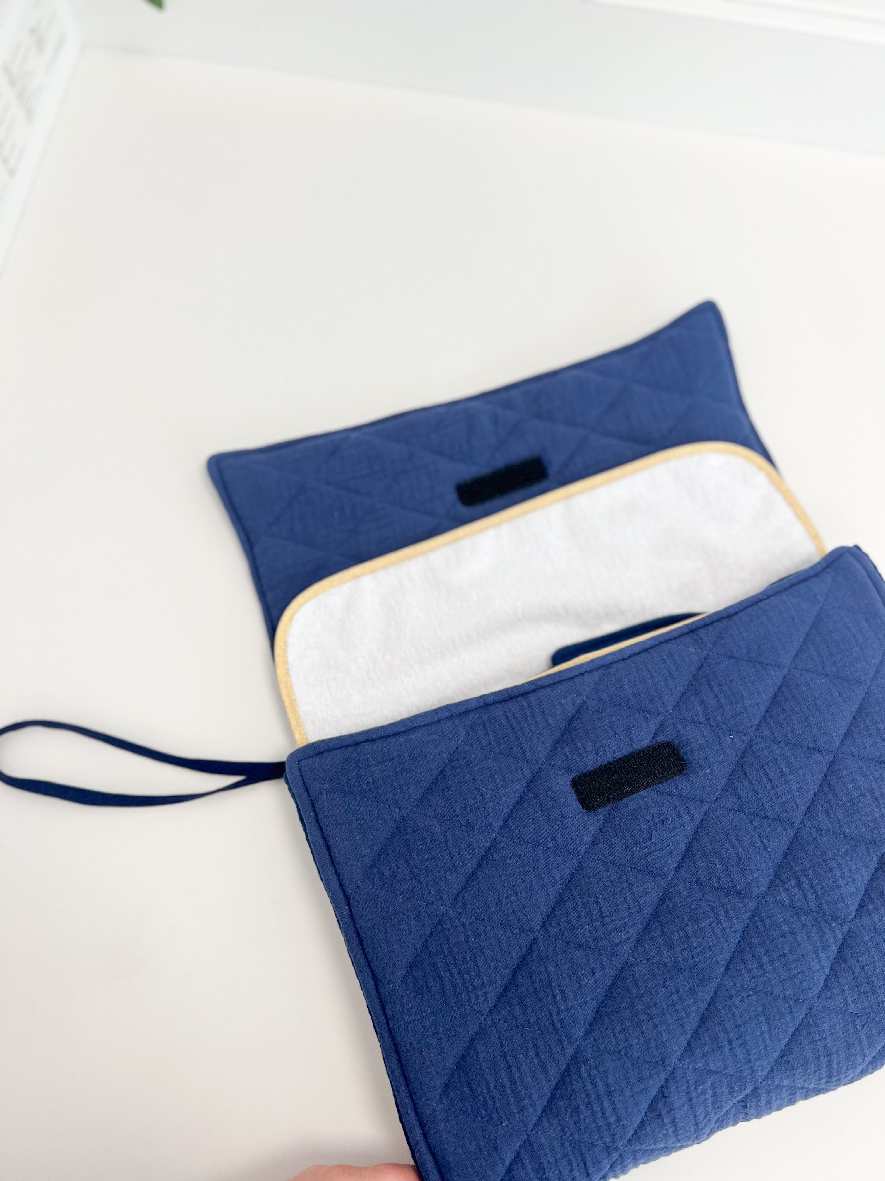 Travel changing pad - Navy blue