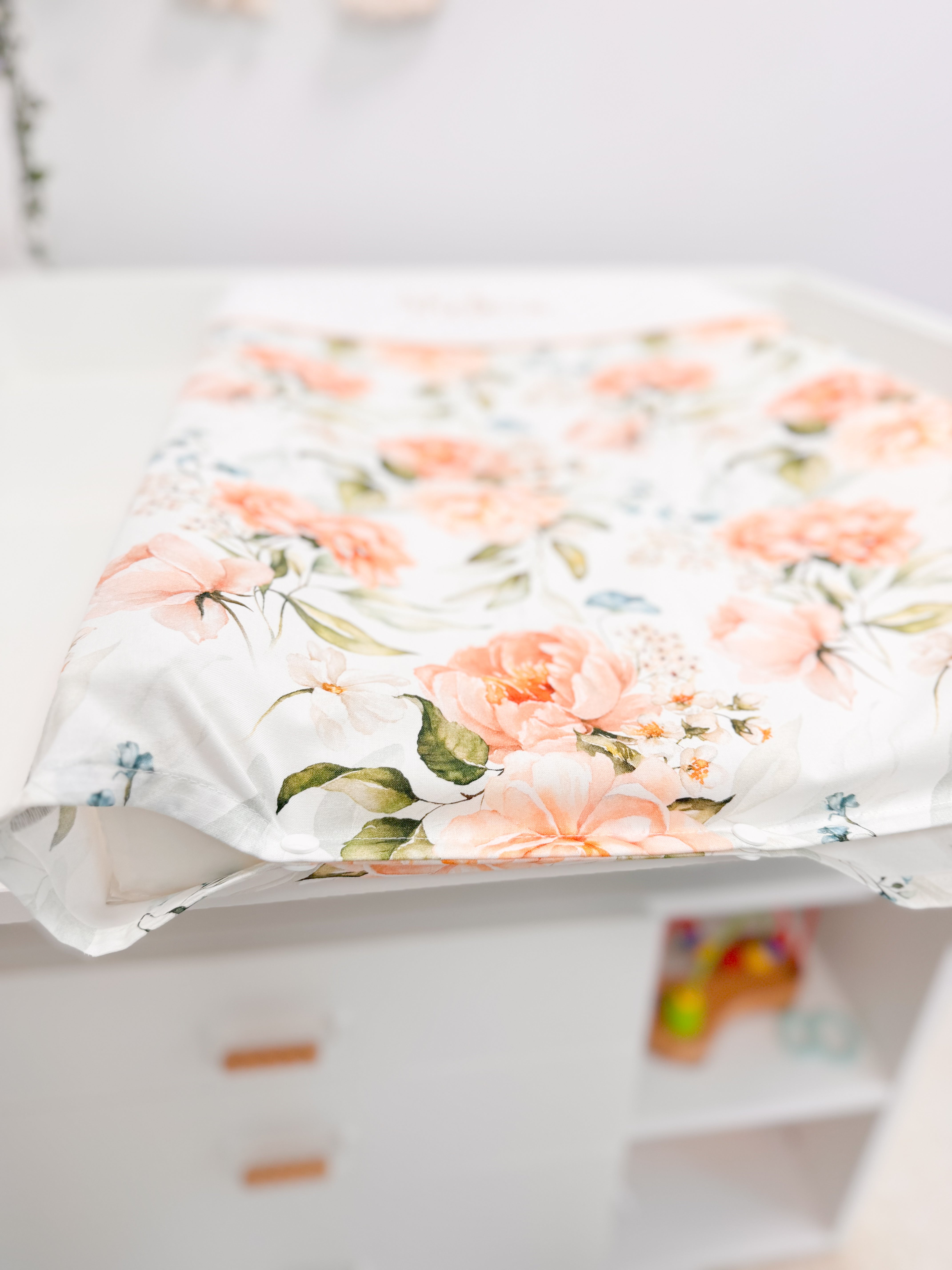 Changing pad cover - Peonies