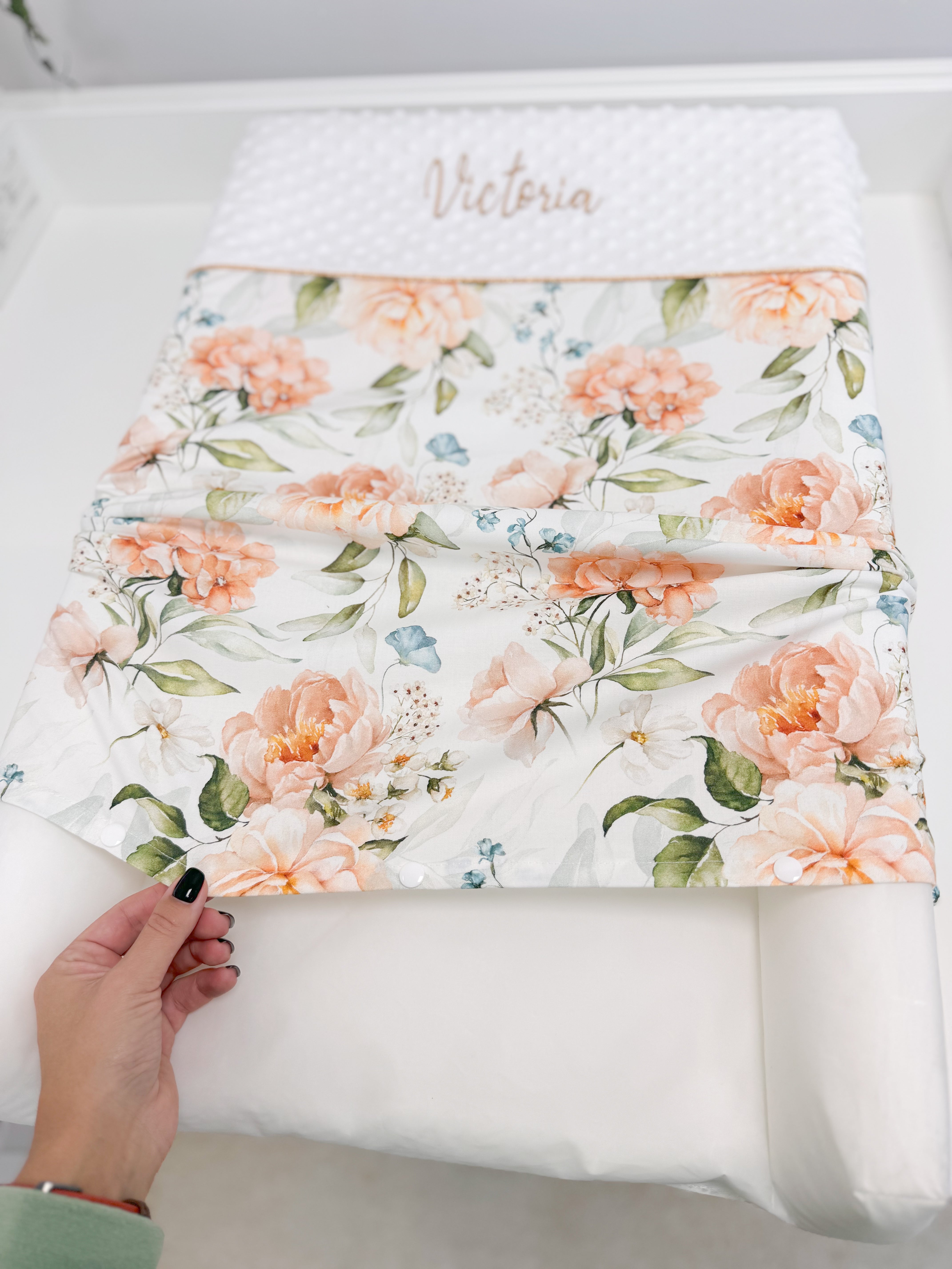 Changing pad cover - Peonies