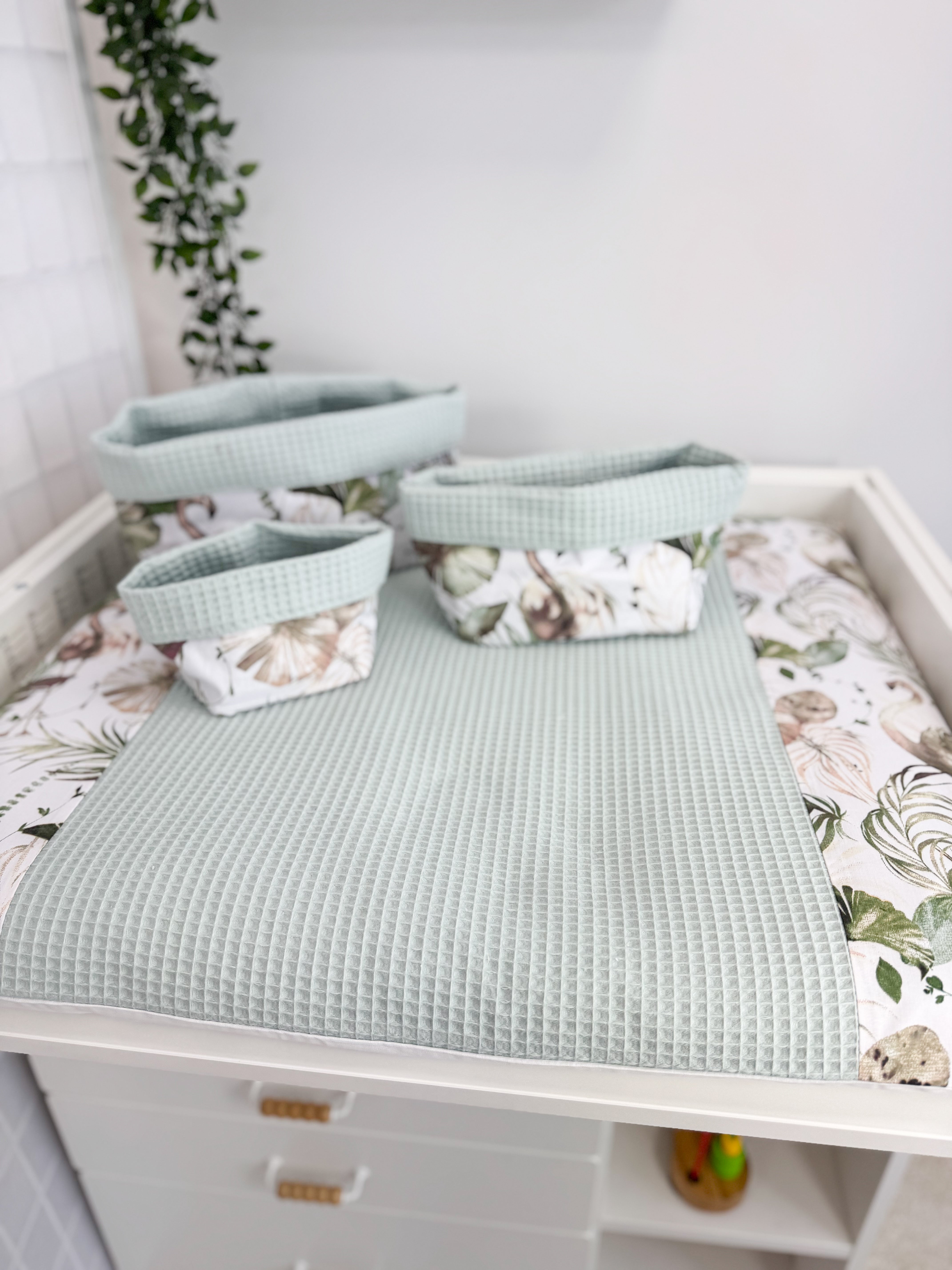 Cotton changing pad - Leaves