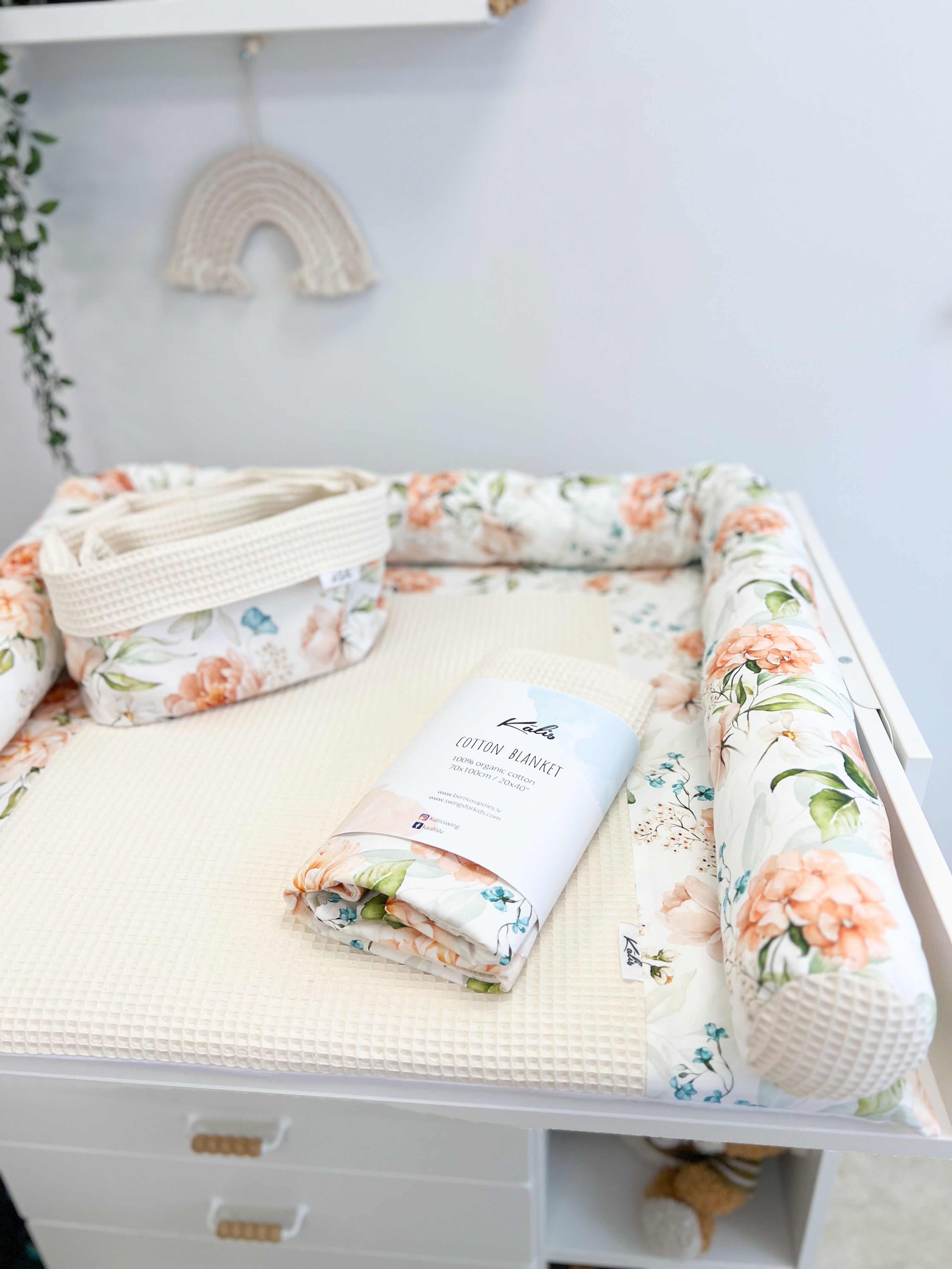 Cotton changing pad - PEONIES