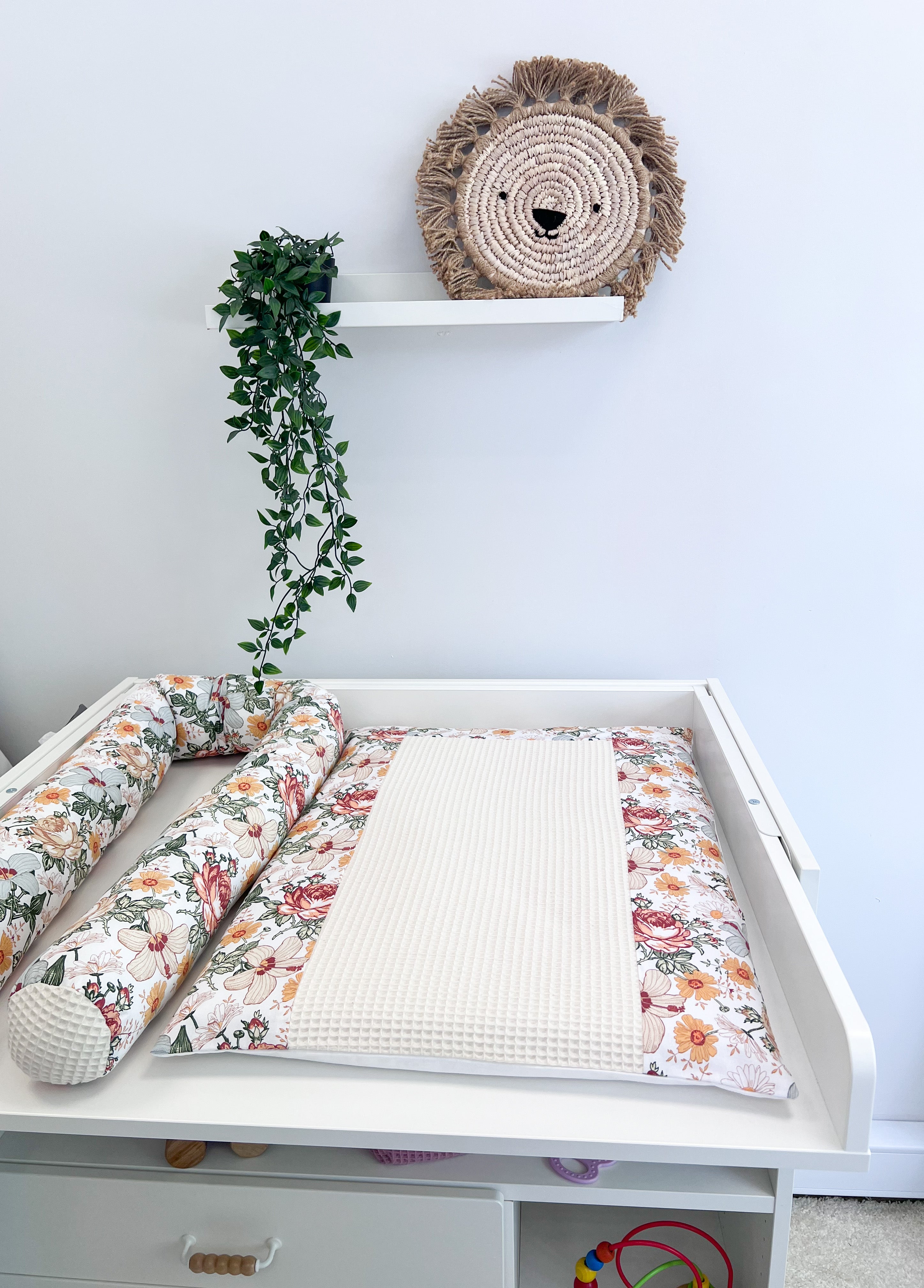 Cotton changing pad - Autumn flowers