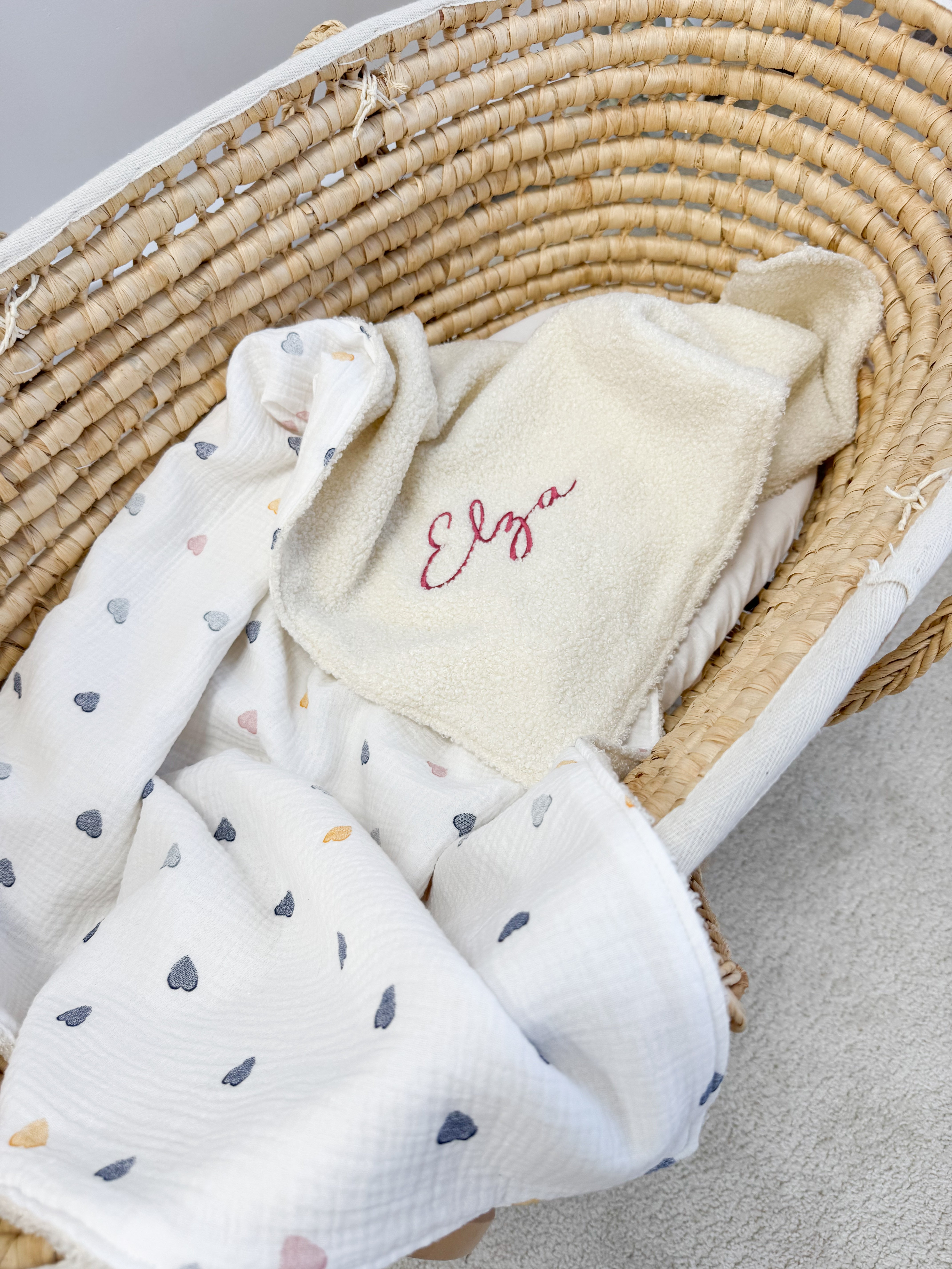 Siltā bērnu sega no plīša auduma 