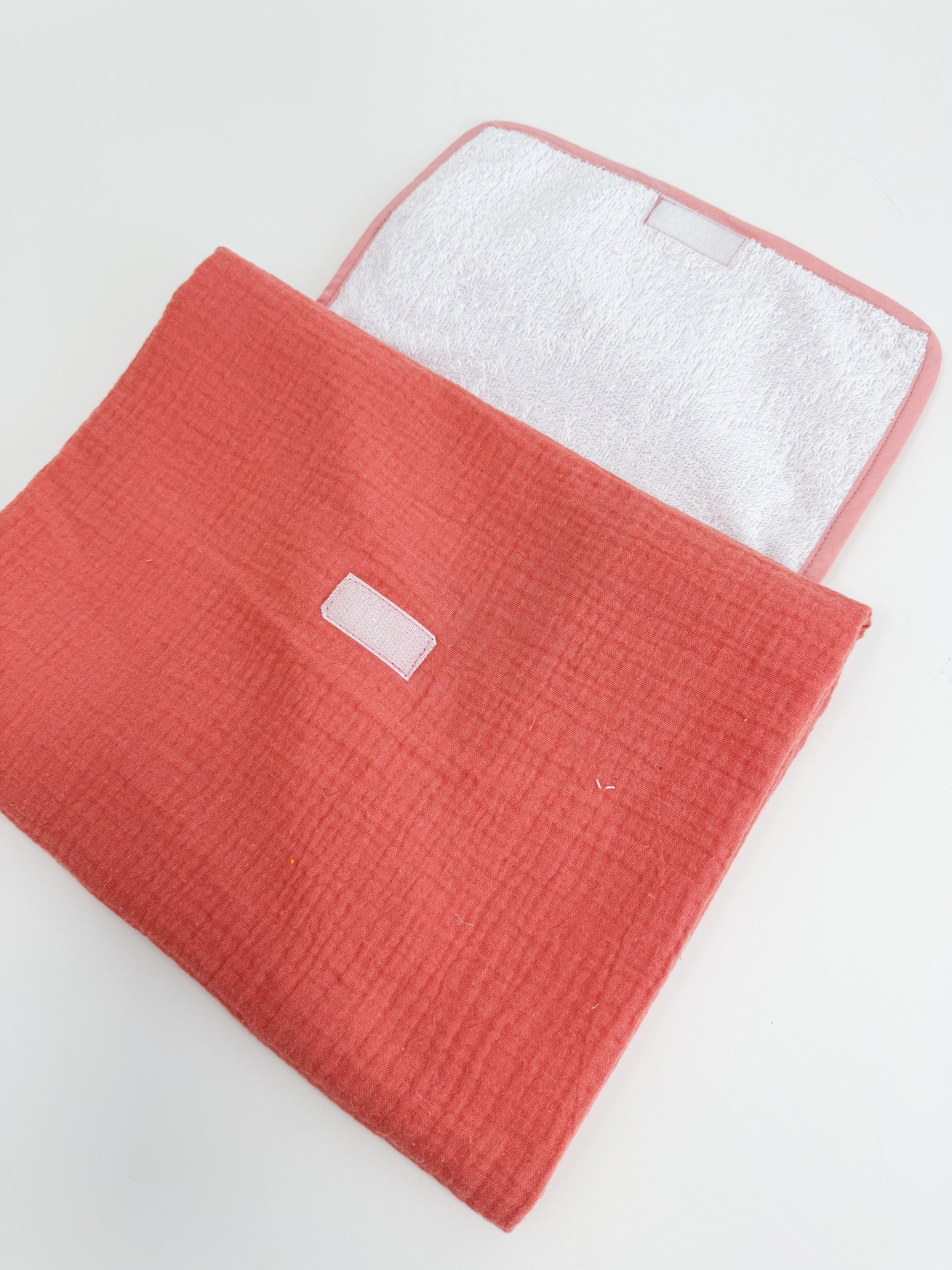 Travel changing sheet - Salmon pink